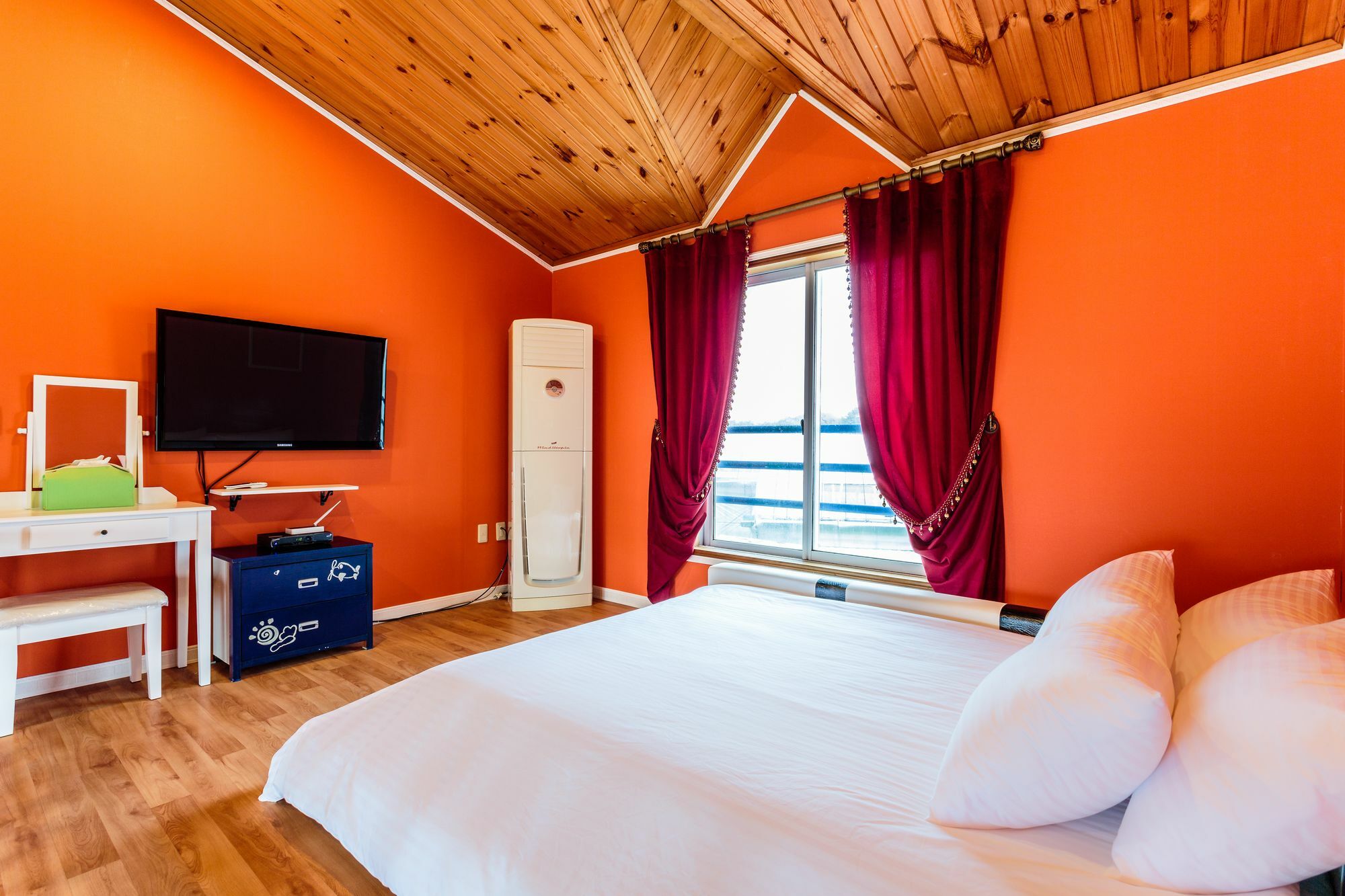 Santorini Pension Чеджудо Экстерьер фото